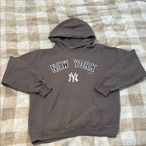 New York Yankees Hoodie - Gray
